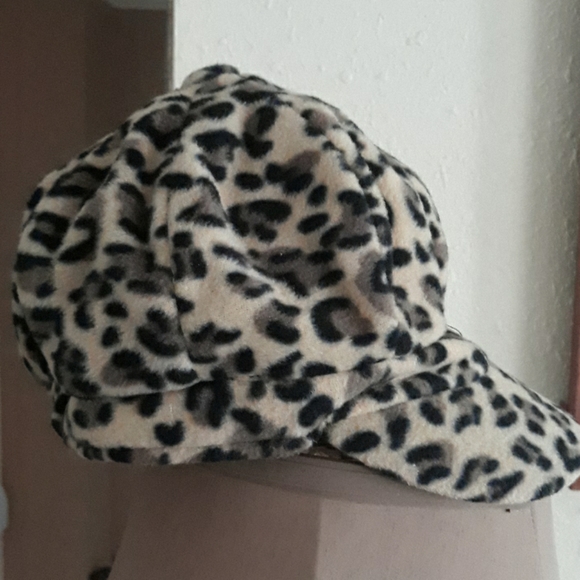 2x*Host Pick*Leopard print cute hat - Picture 3 of 7